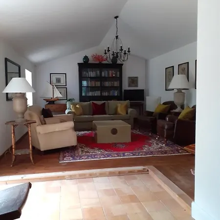 Beautiful 3-Bed Villa In Breville Close To Cognac Villa Bréville