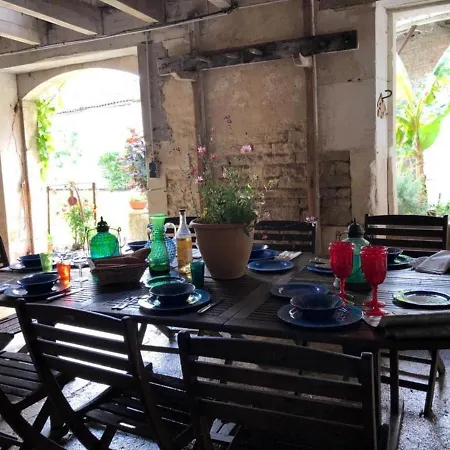 Beautiful 3-Bed Villa In Breville Close To Cognac